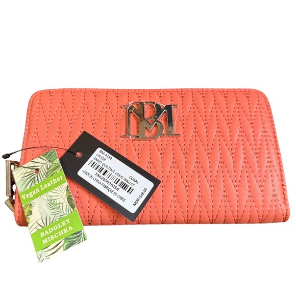 Badgley Mischka Coral Quilted Vegan Leather Zip Around Wallet BM-1140 - Picture 2 of 9